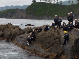 Coasteering en la Costa de Ribadesella 3h, niños