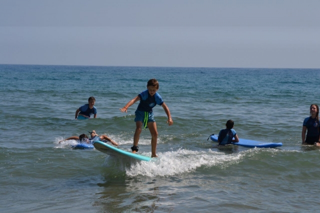  Pratique surf em Playa de Pals 