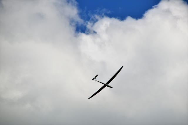  Non-motorized sailboat flight through Guadarrama