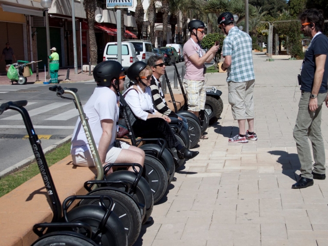  Lernen Sie Guardamar auf einem Segway kennen 