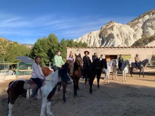 Équitation à travers les Salinas de Chillar + cours 2h