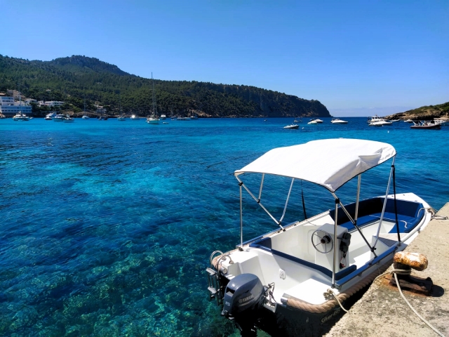  Barco sem licença de navegação em Maiorca 