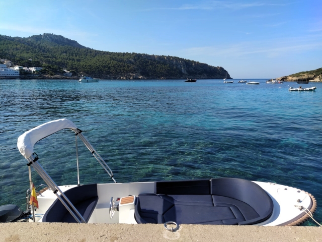  Alugar um barco na costa de Maiorca
