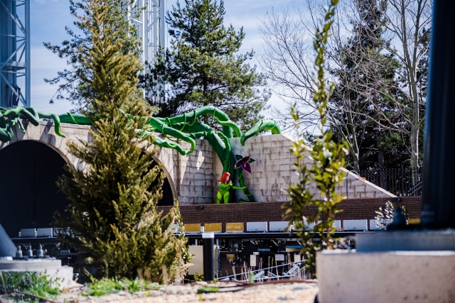  Attraction thématique avec super-héros 
