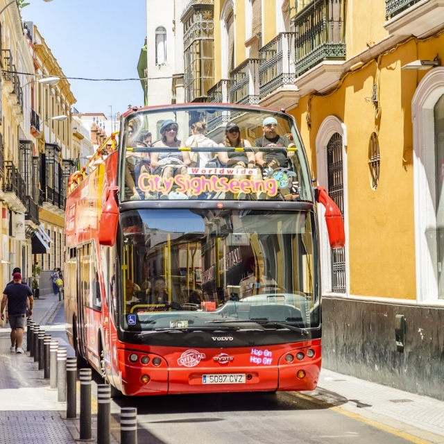  Notre bus à travers les rues de Séville 