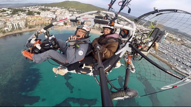  Voando pelo céu de Ibiza