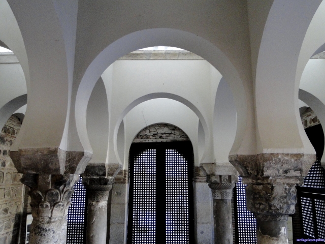  Interior Mosque of Cristo de la Luz