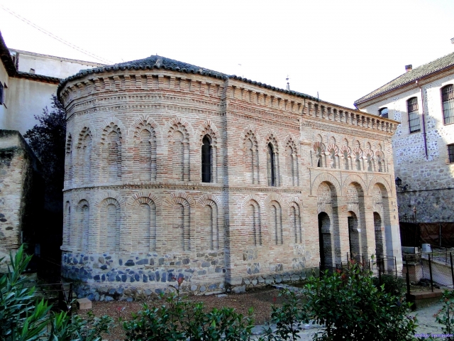  Old Mosque of Cristo de la Luz 