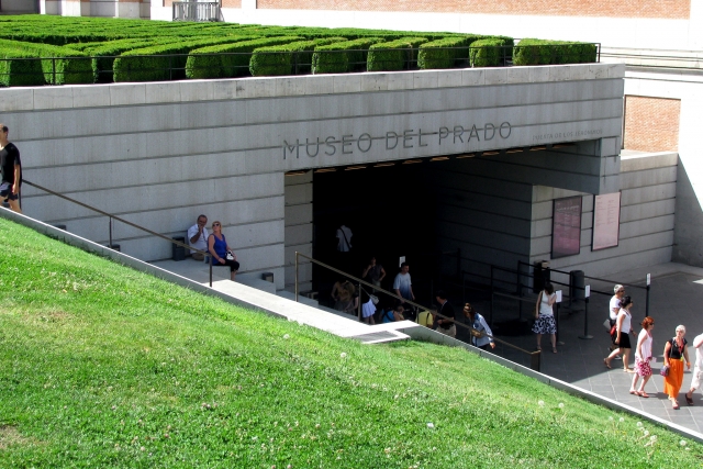  Esterno del Museo del Prado 