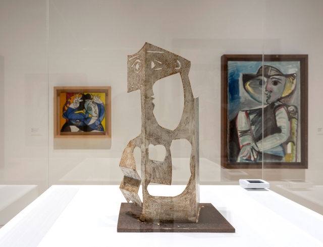  Scultura femminile realizzata da Picasso 