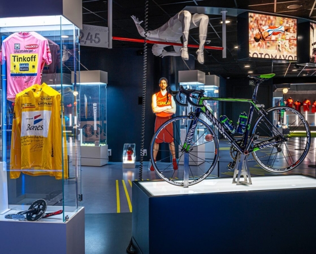  Donations from other athletes 