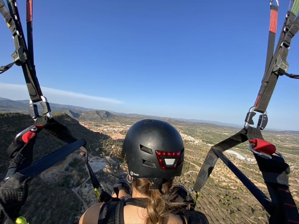 Admiring the views during a flight in Villar del Arzobispo 