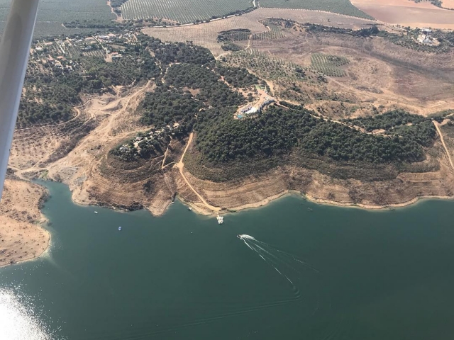  Vues du réservoir de l'avion