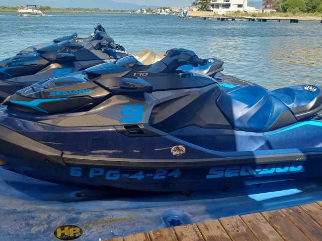  Jetski rental in Roses 