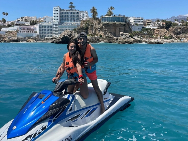  Rent a jet ski 