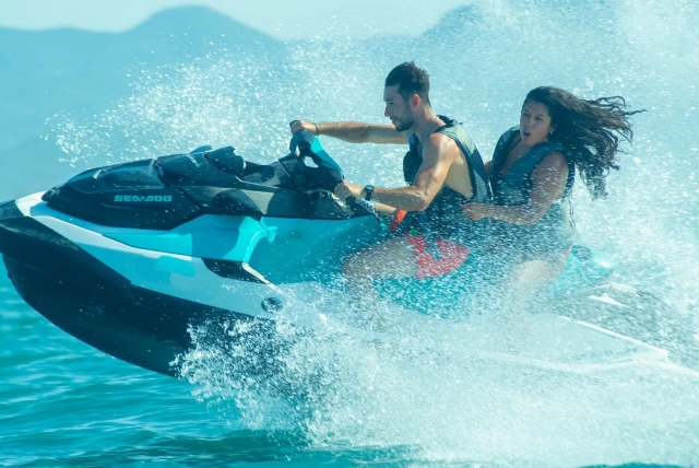Jet ski biplaza en Aguadulce