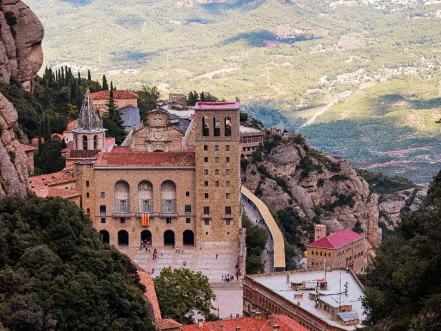 Excursion guiada a Montserrat desde Barcelona