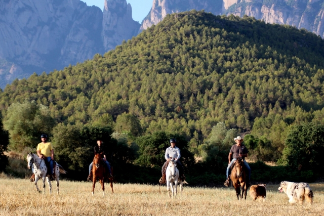  Montserrat a cavalo 