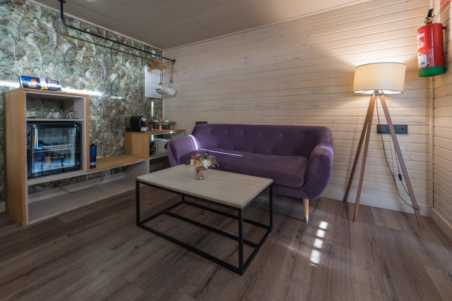  Wohnzimmer eines der Nester 