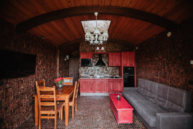  Küche und Wohnzimmer 