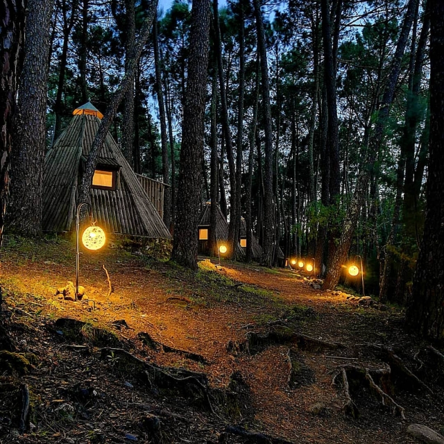 Los Teepees de noche