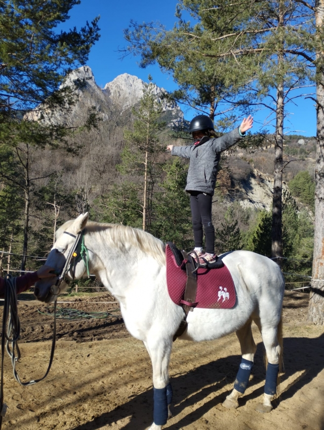Rutas a caballo con vistas al Pedraforca
