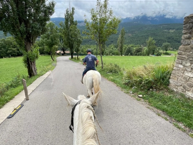 Cabalgamarra en pareja Pedraforca +bebida, 75min