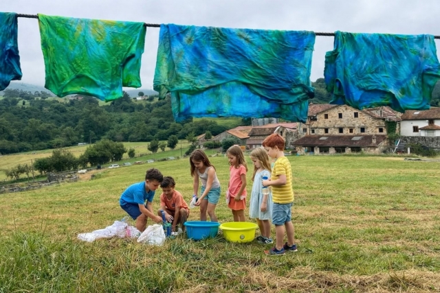  Children during the multi-adventure camp 