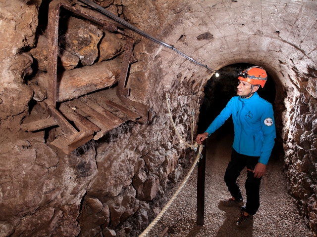  Interior da Mina Rica 