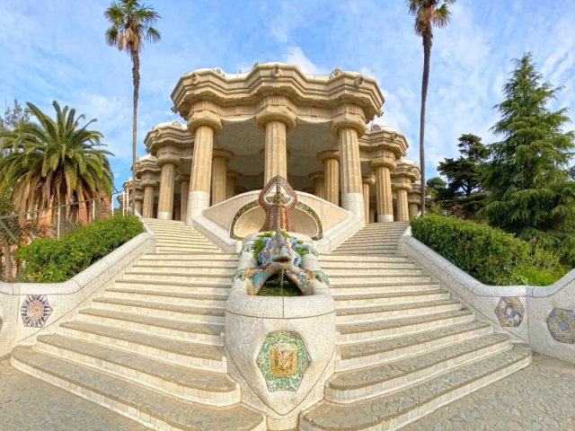 Escalinata del Dragón