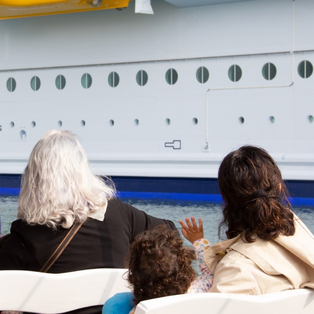  Excursion en bateau en famille 