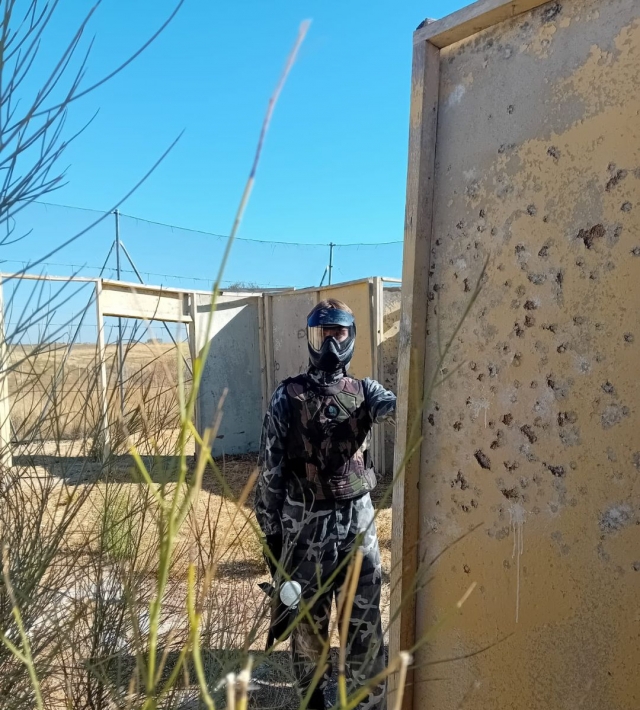  Partita di paintball all'aperto 