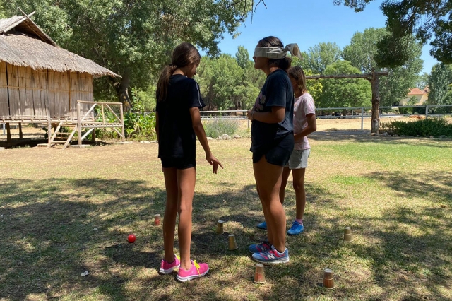 Disfrutando de la naturaleza durante el campmento