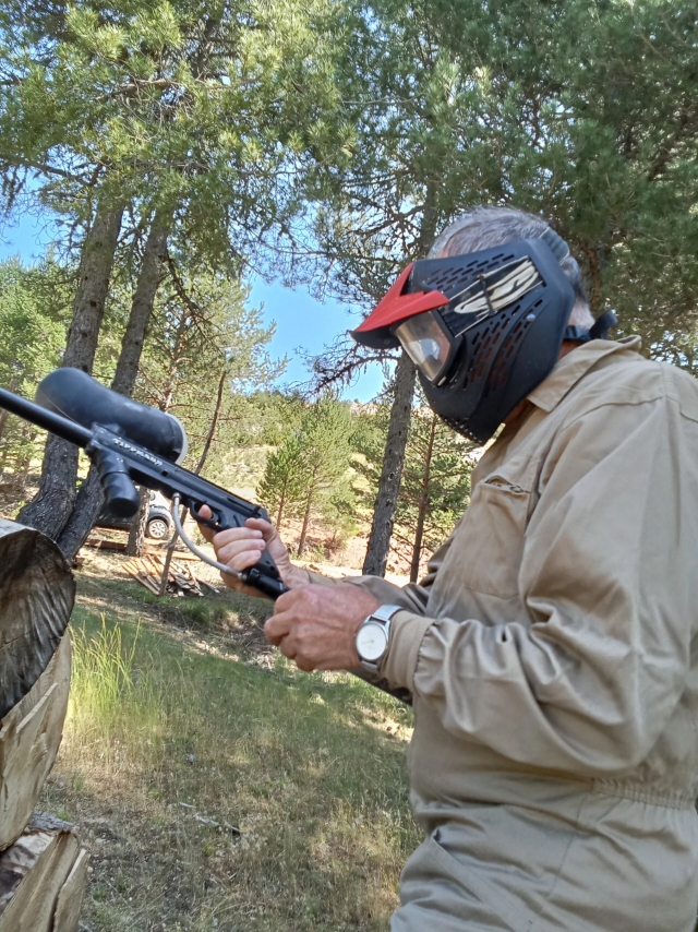 Partida de gotcha con 300 bolas