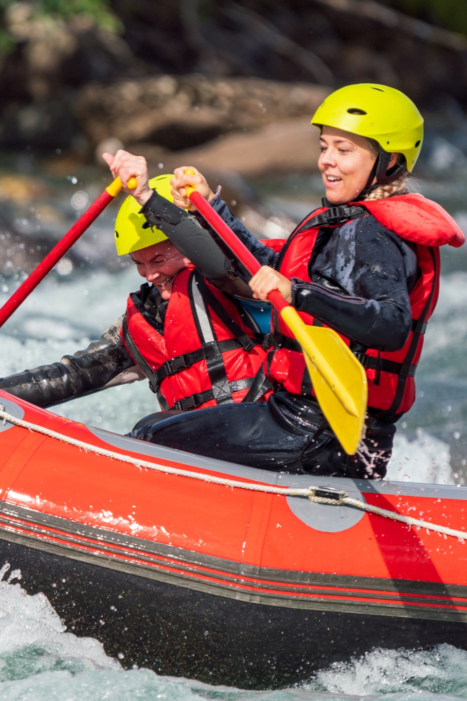 Rafting en el rio