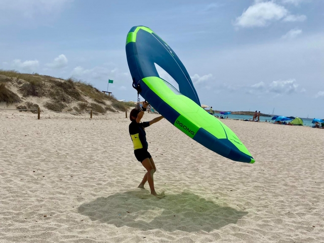 Playa de Illetas 翼箔洗礼，2 小时