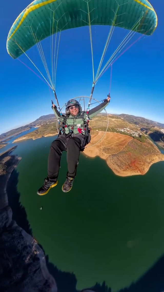 Sobrevuela en paramotor Málaga