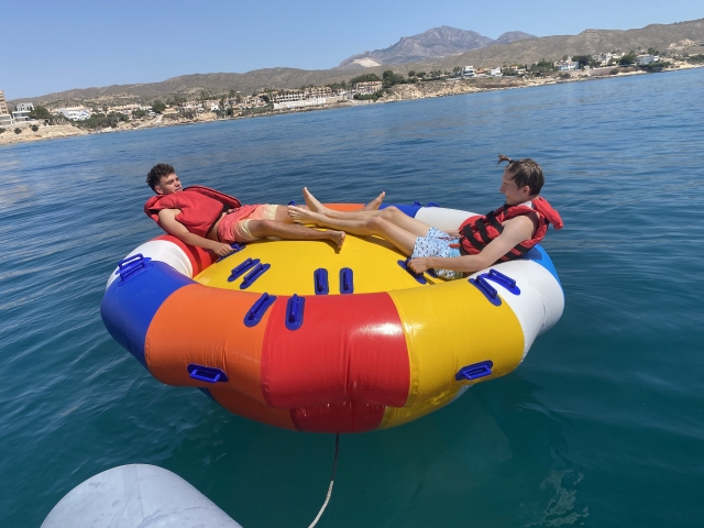 360° rotierendes UFO im Club Náutico Campello 20min