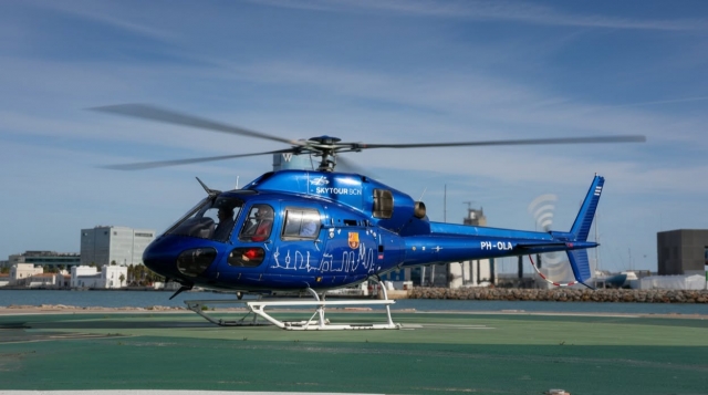  Helikopter steht kurz vor dem Start 