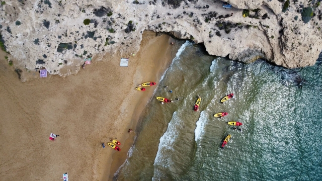 Explora el Mediterraneo murciano en kayak