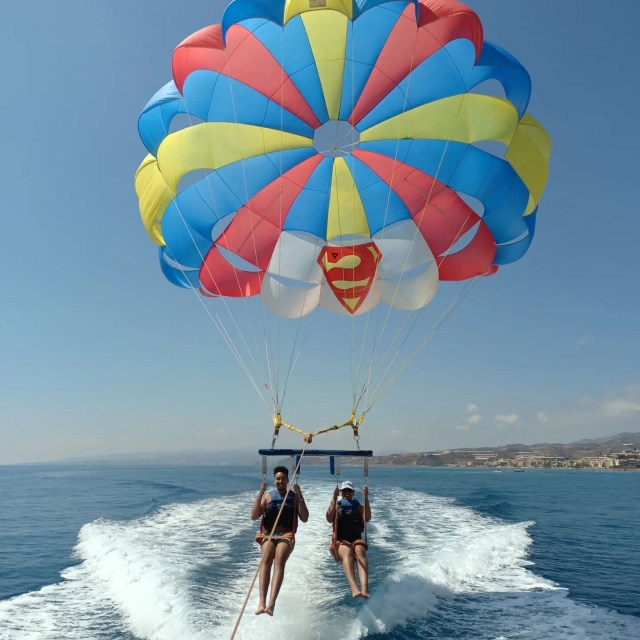 Vol en parachute ascensionnel à Playa de Calaceite 12 minutes