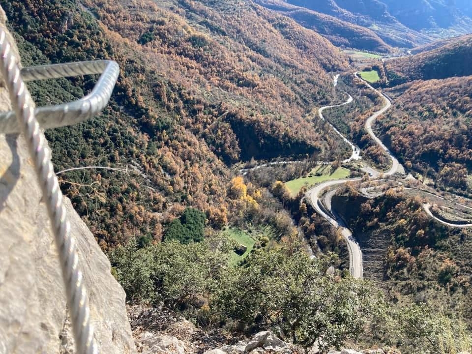  Apreciar as vistas do Vale Tena 