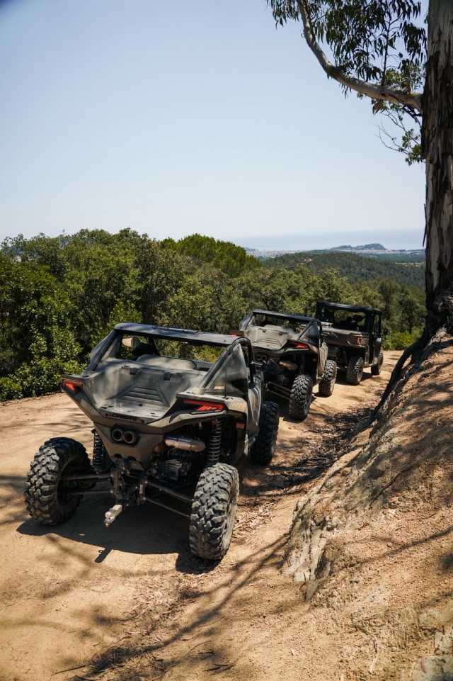  Conheça Girona a bordo de um buggy