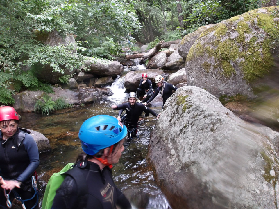 Desfrute de uma descida do canyon em Ávila 