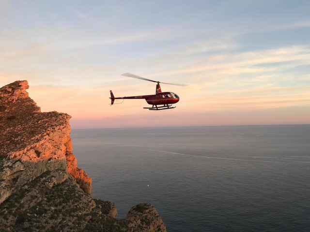  Pilota un elicottero lungo la Costa Blanca 