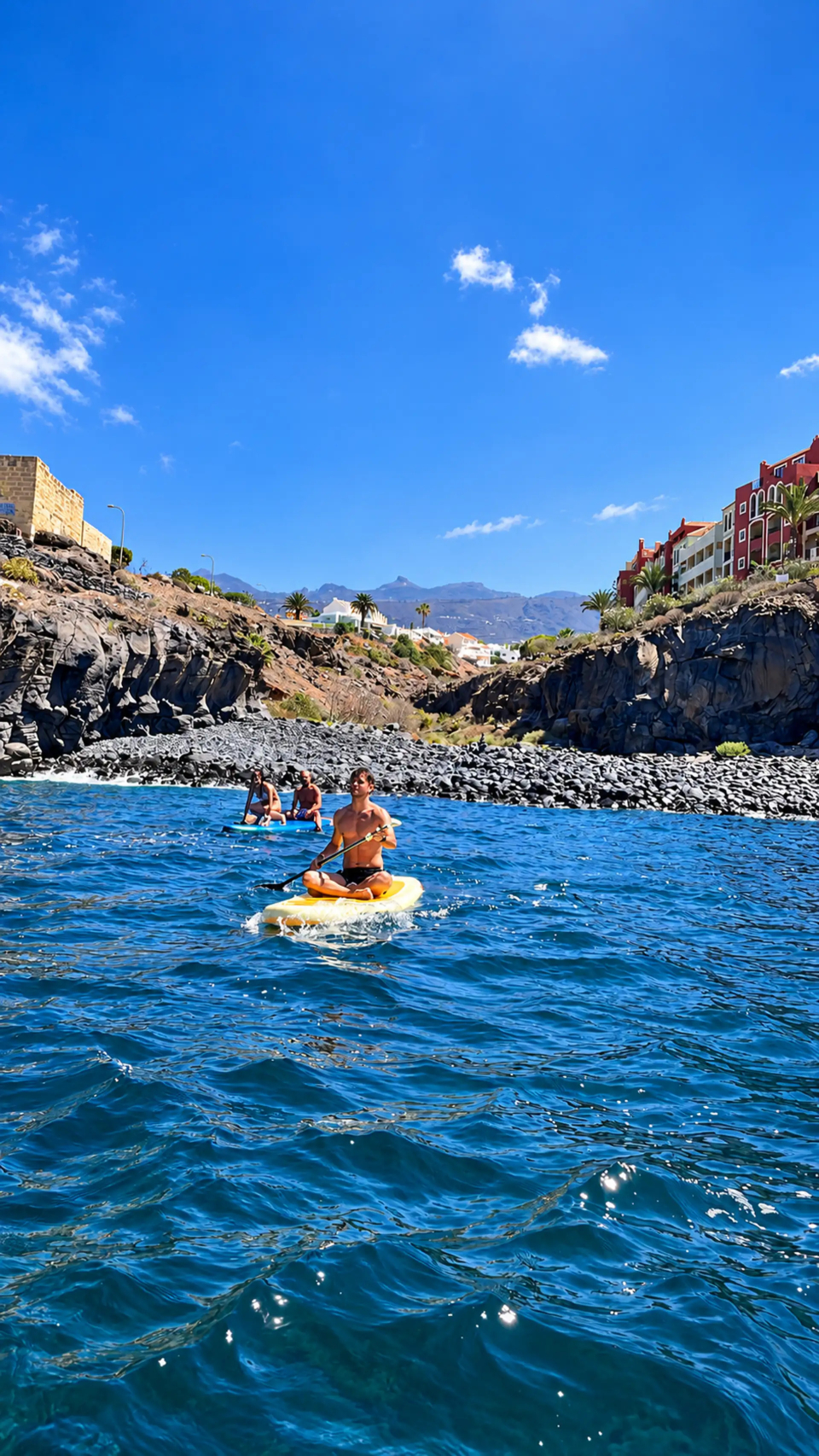  Explorez la mer de Tenerife à bord d'une planche de paddle surf 