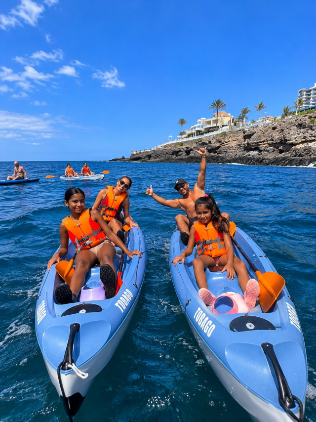 Double kayak + snorkel route from Playa El Pinque 90'