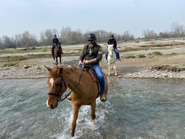意见 Micaela 关于 沿着塞里奥河骑马 1 小时