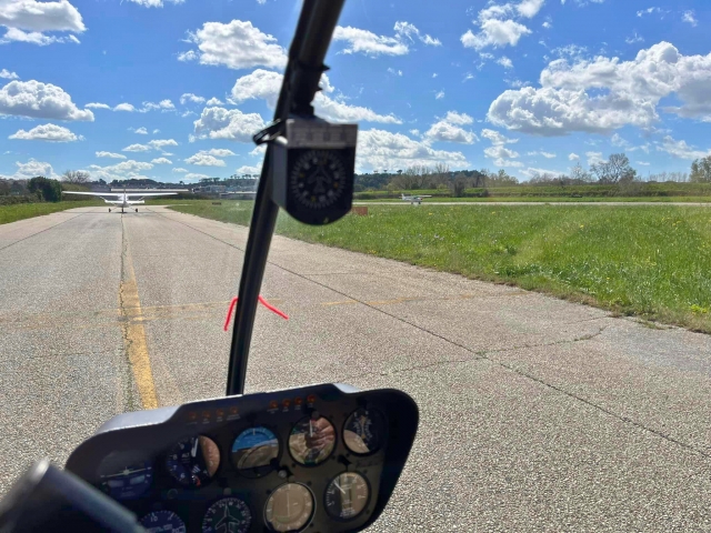 圣彼得罗直升机飞行一天