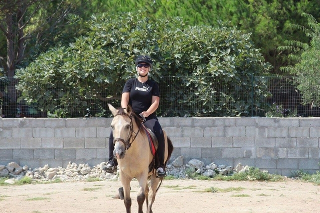 Horse walk on the cliff Melendugno 1h